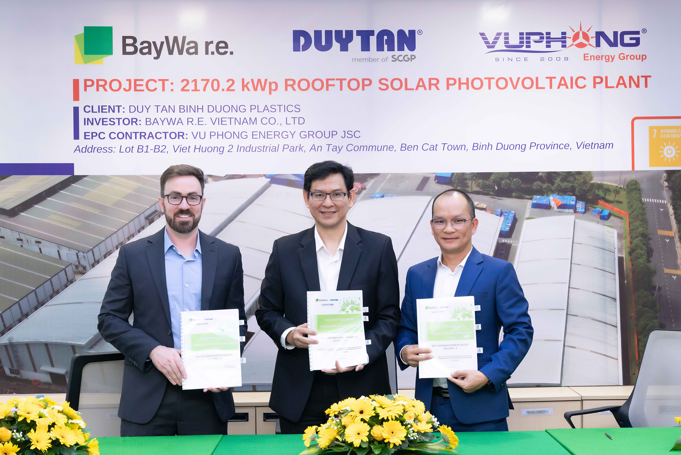 NHỰA DUY TÂN KÝ KẾT HỢP TÁC TRIỂN KHAI DỰ ÁN NĂNG LƯỢNG TÁI TẠO