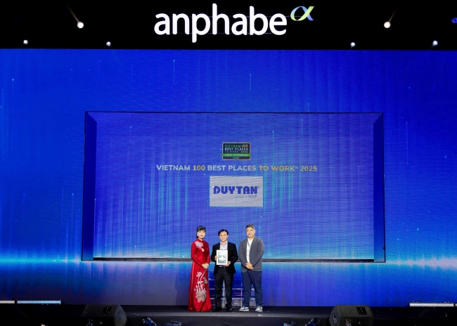 DUY TÂN LẦN THỨ 8 THUỘC "TOP 100 NƠI LÀM VIỆC TỐT NHẤT VIỆT NAM"