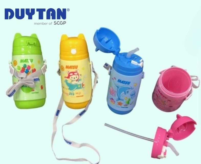 Duy Tan 学生用ウォーターボトル No.1246 はすべての年齢に最適 Duy Tan 学生用ウォーターボトル No.1246 はすべての年齢に最適