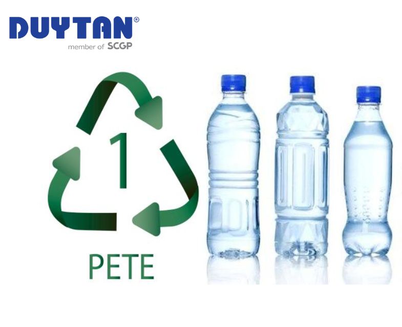 Chai nhựa PET được xem là sản phẩm tiêu dùng hằng ngày Chai nhựa PET được xem là sản phẩm tiêu dùng hằng ngày