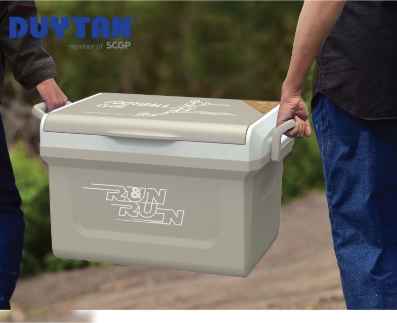 Plastic cooler model with sturdy handle for easy use. Plastic cooler model with sturdy handle for easy use.